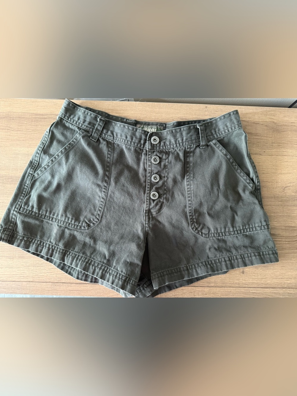 Y2K SQUEEZE Women’s Olive Green Button-Front Shorts